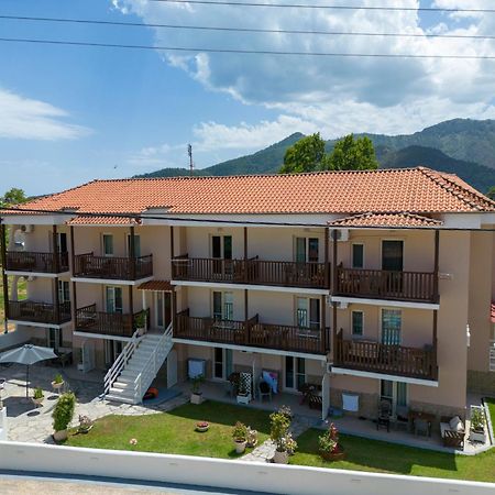 Porto Marina Aparthotel Chrysi Ammoudia Exterior foto