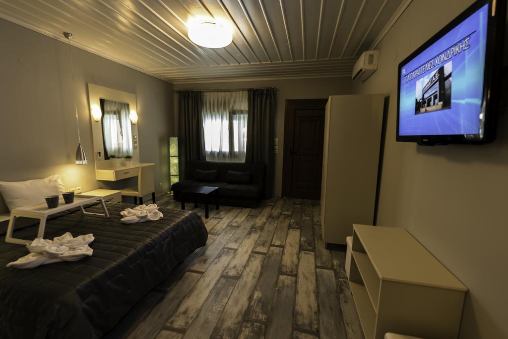 Porto Marina Aparthotel Chrysi Ammoudia Exterior foto