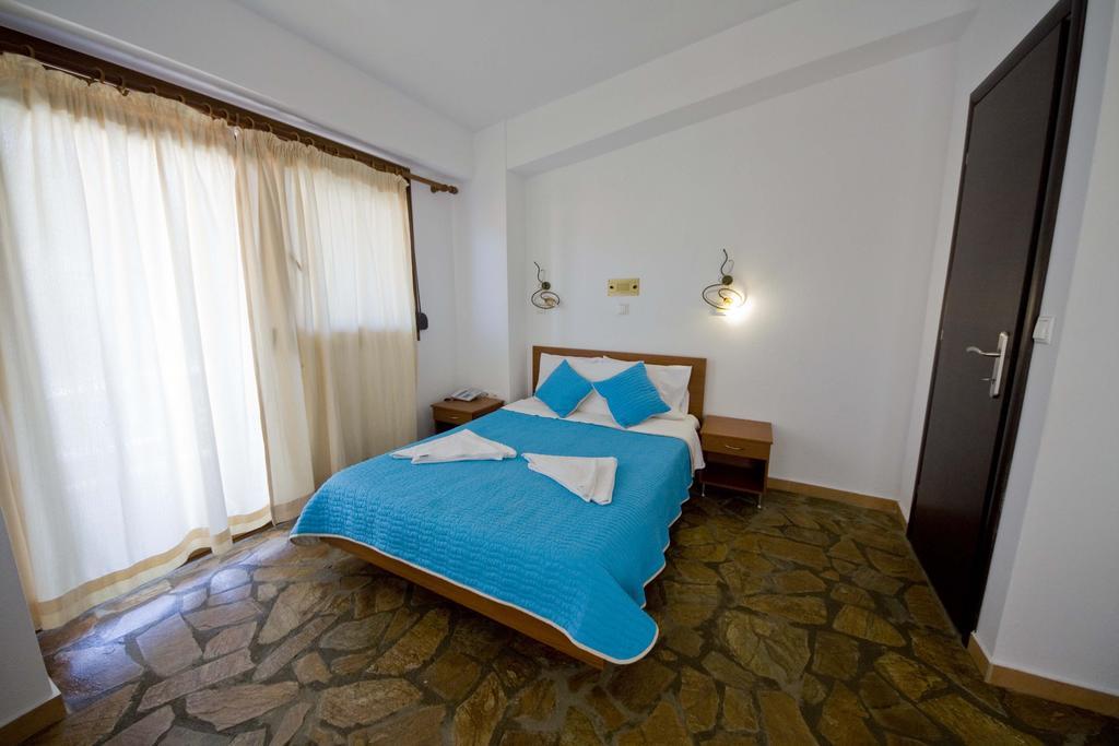 Porto Marina Aparthotel Chrysi Ammoudia Cameră foto