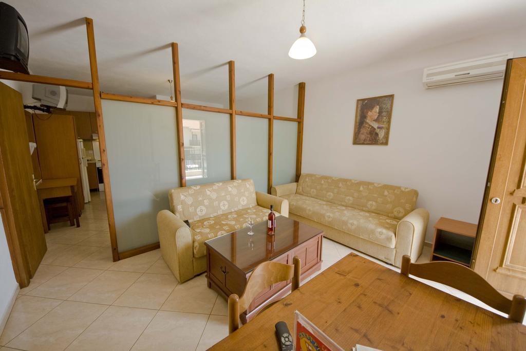Porto Marina Aparthotel Chrysi Ammoudia Cameră foto